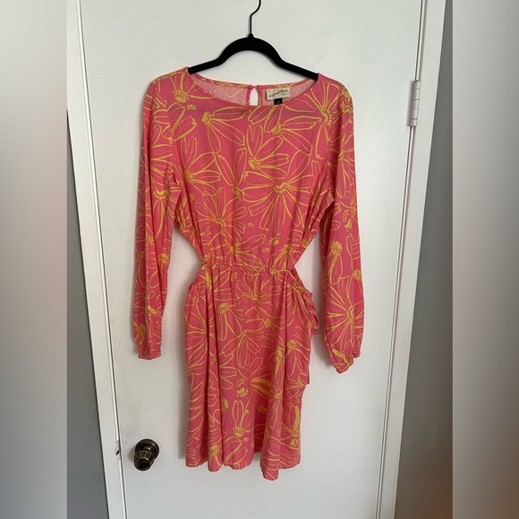 Universal Threads Cut Out Dress - Size M - Picture 2 of 7